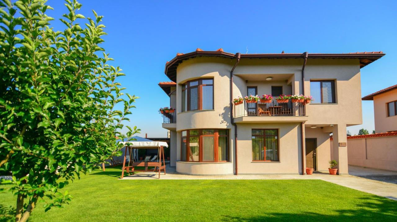 Katerina Guest House Kocherinovo Exterior photo