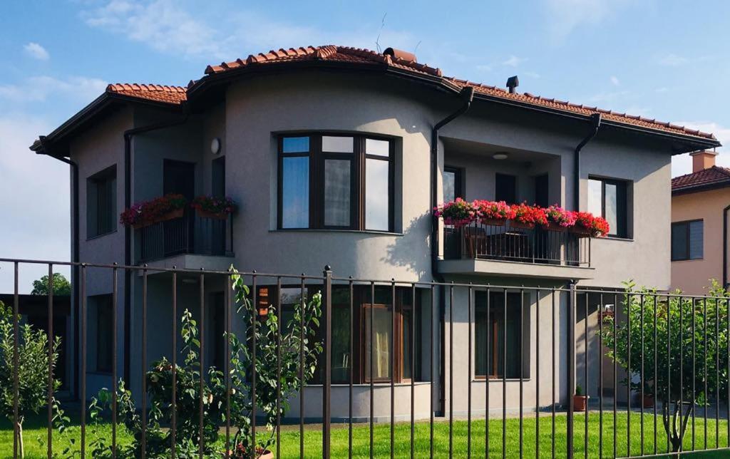 Katerina Guest House Kocherinovo Exterior photo