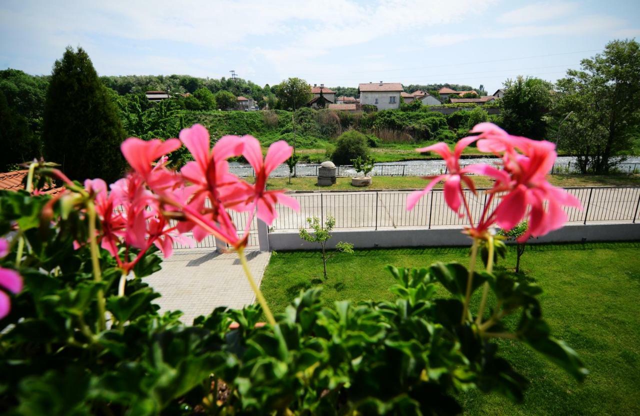 Katerina Guest House Kocherinovo Exterior photo